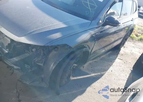 2023 Volkswagen Tiguan 2.0T Se R-Line Black from USA, damaged, VIN 3VVCB7AX7PM122004